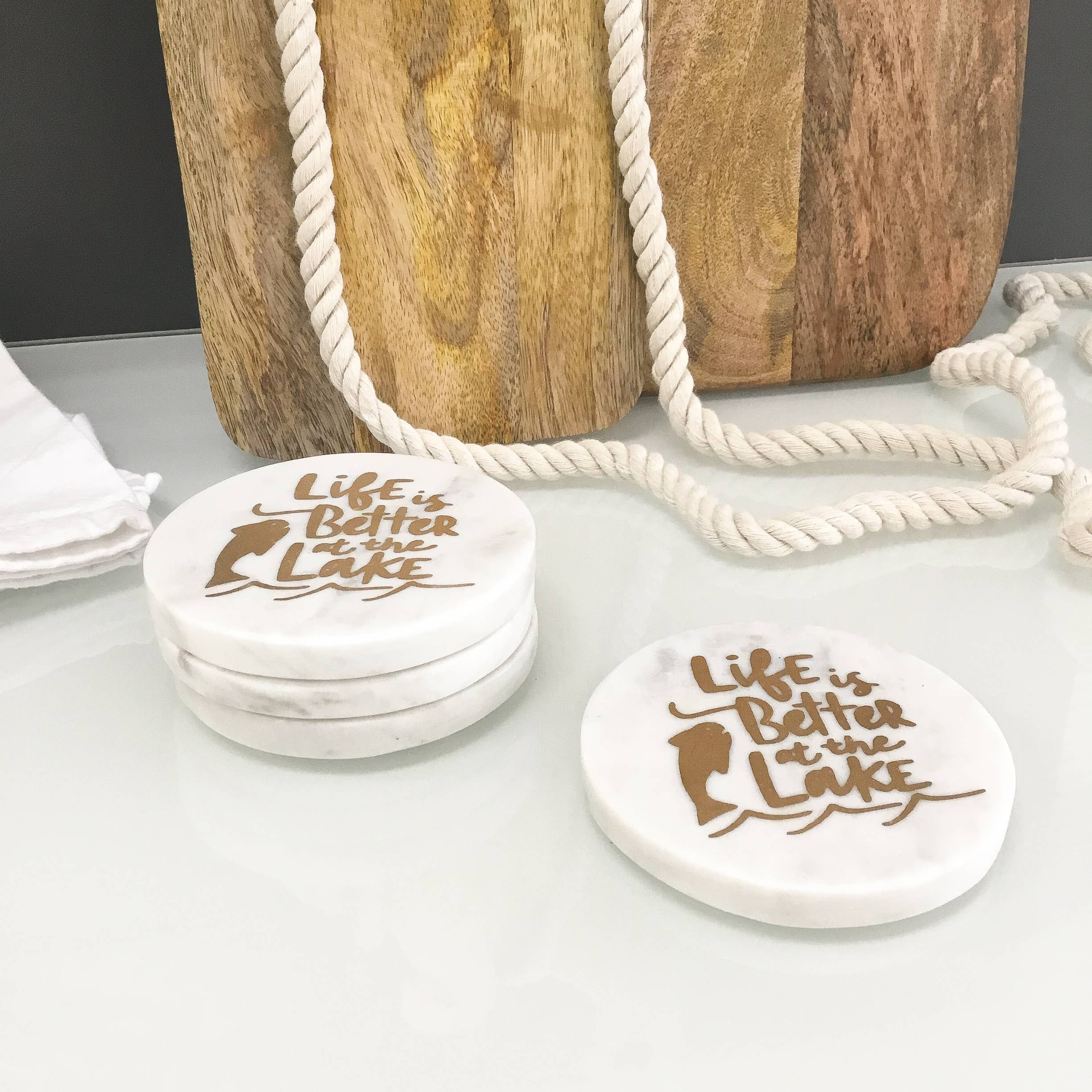 India Handicrafts Inc – Großhandel Untersetzer – Gold Lake Life Untersetzer aus Marmor, 4er-Set3