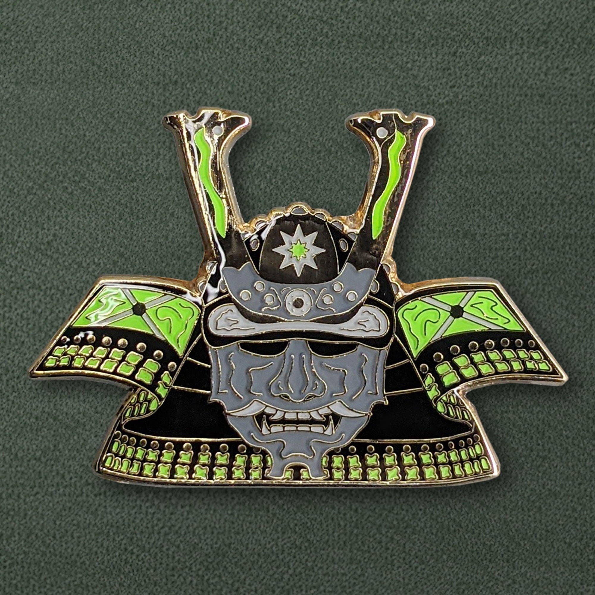 Anima - Wholesale Lapel Pin/Button - Venomous Kabuto Enamel Pin0