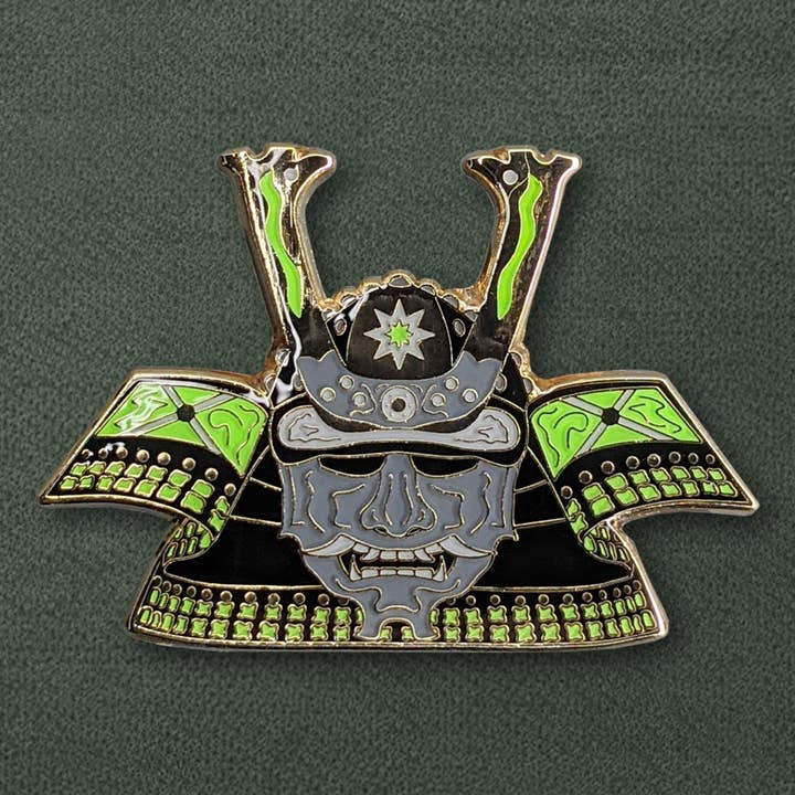 Anima - Wholesale Lapel Pin/Button - Venomous Kabuto Enamel Pin