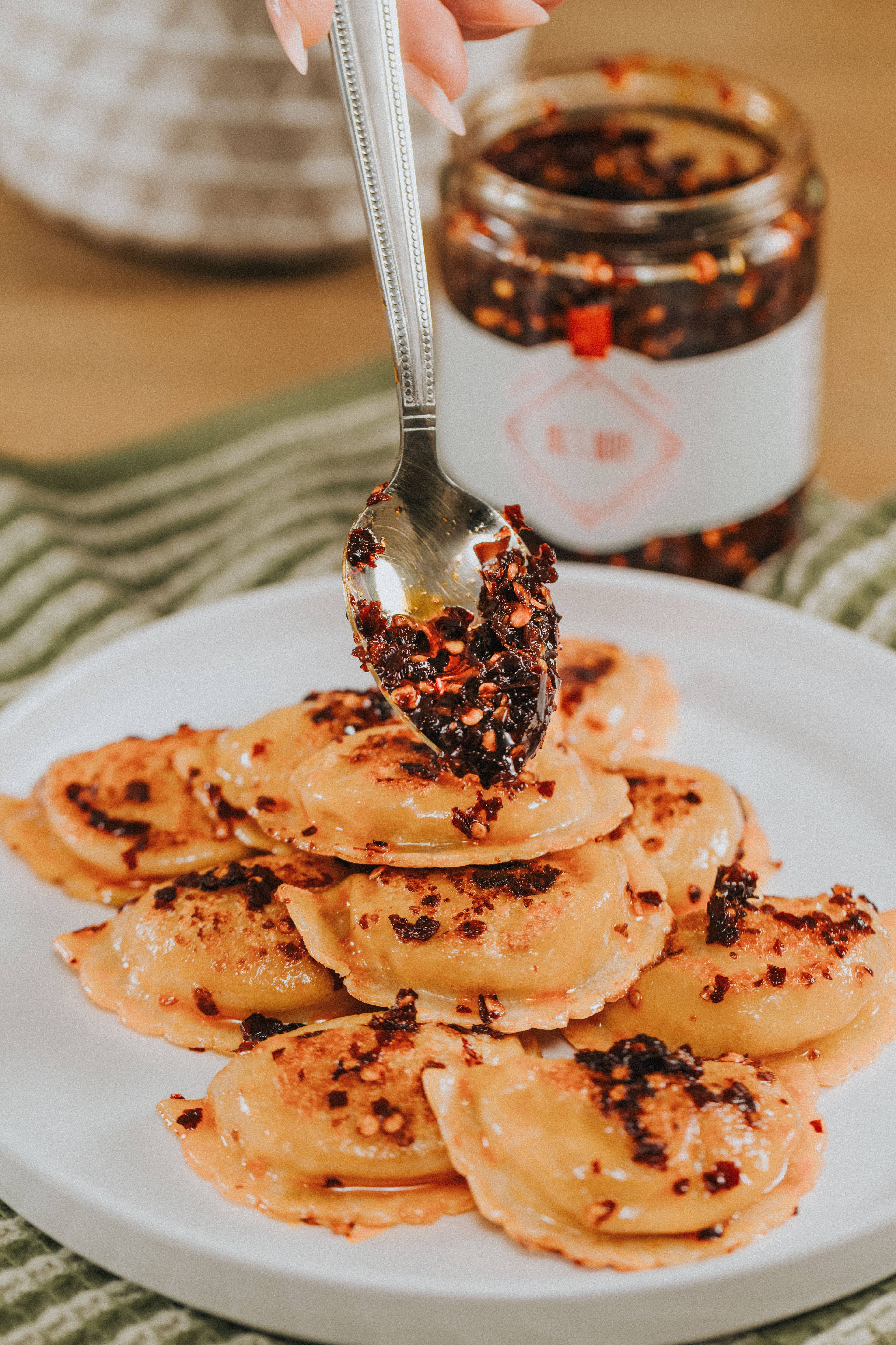 Me's Way LLC - Wholesale Sauce - MẸ’S WAY CHILI SAUCE-REGULAR-8oz13