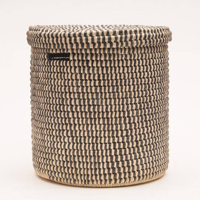 The Basket Room – wholesale Laundry basket – YULE : Grey Slate Check Lidded Laundry Basket | Log Basket | Toy Storage with Handles | Blanket Basket | Laundry Hamper