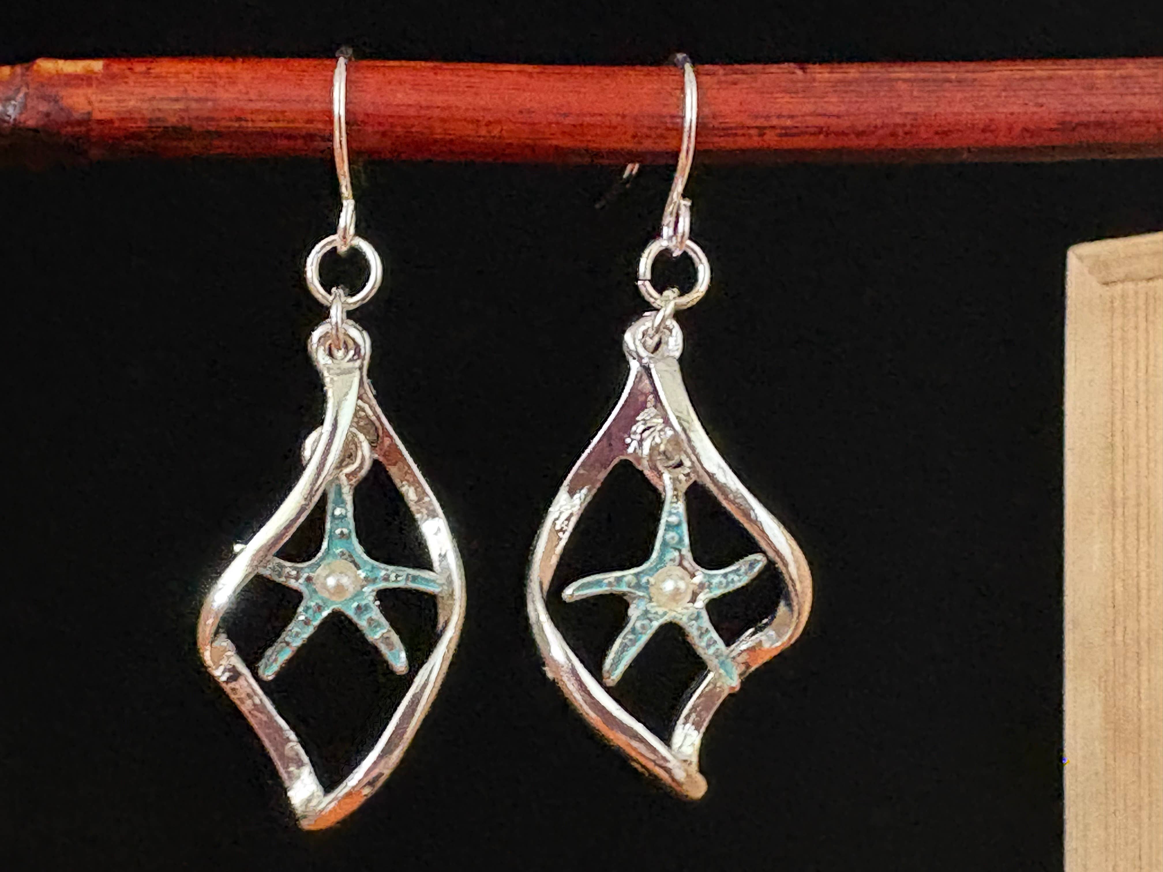 0011 PREMIERE – Großhandel Ohrhänger – FR2189 Türkisfarbene Wellen Seestern Perlen Metall Hängeohrringe3