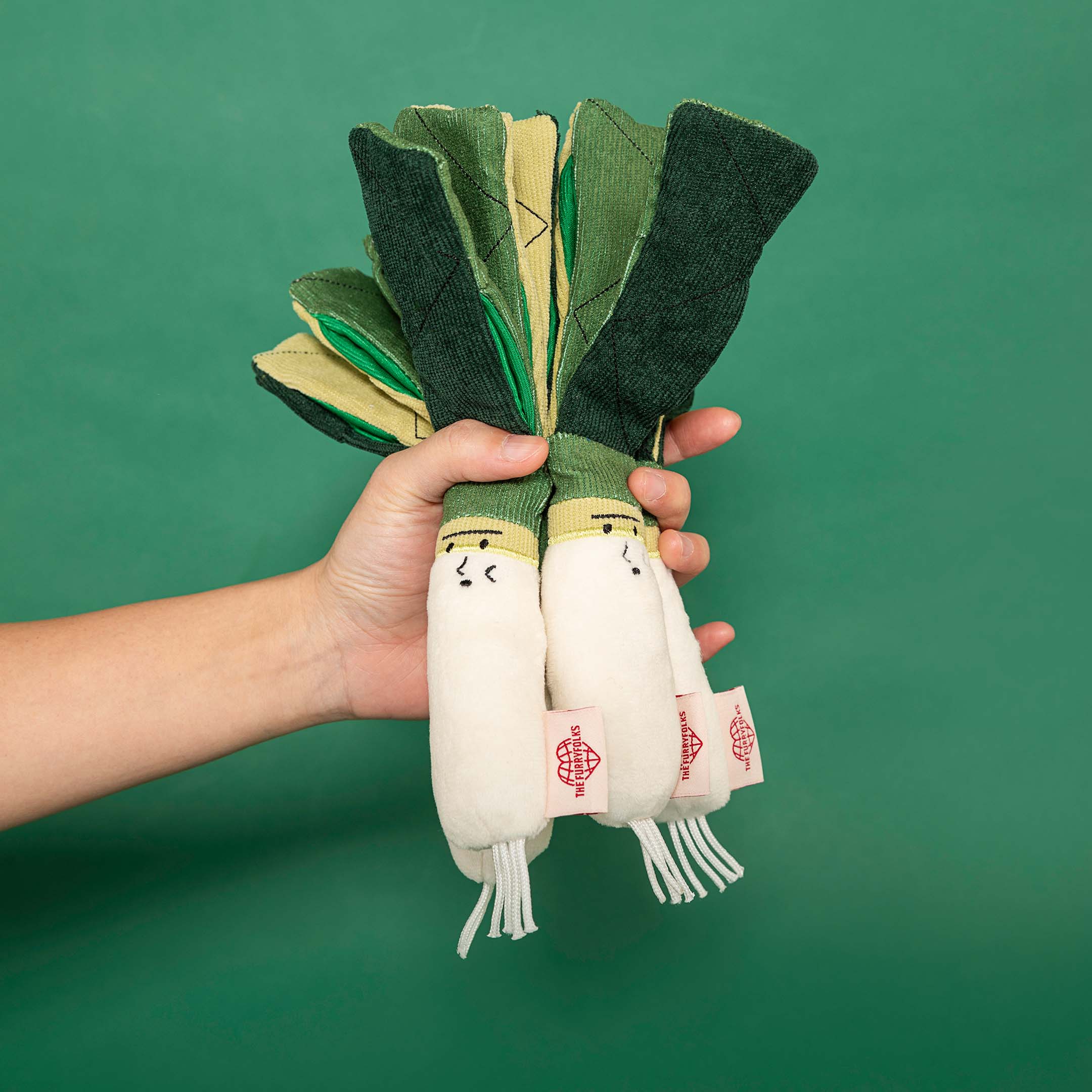 the furryfolks - Wholesale Knuffelspeeltje - Hond - Green Onion speelgoed voor neuswerk7