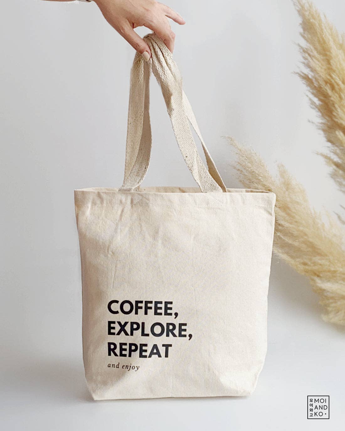 MOI AND KO - Wholesale Draagtas - Dames - Totebag Nature 100% | Coffee, Explore, Repeat | Boodschappentas1