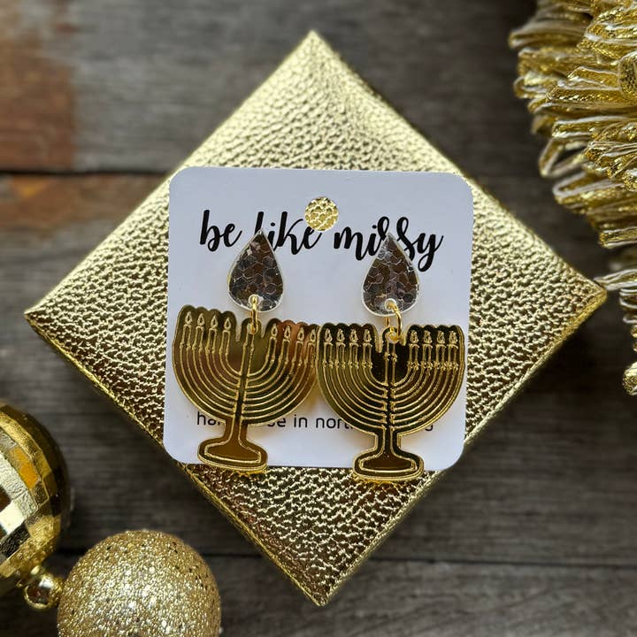 Hanukkah-Ohrringe - Menora - Gold für den Großhandel von Be Like Missy