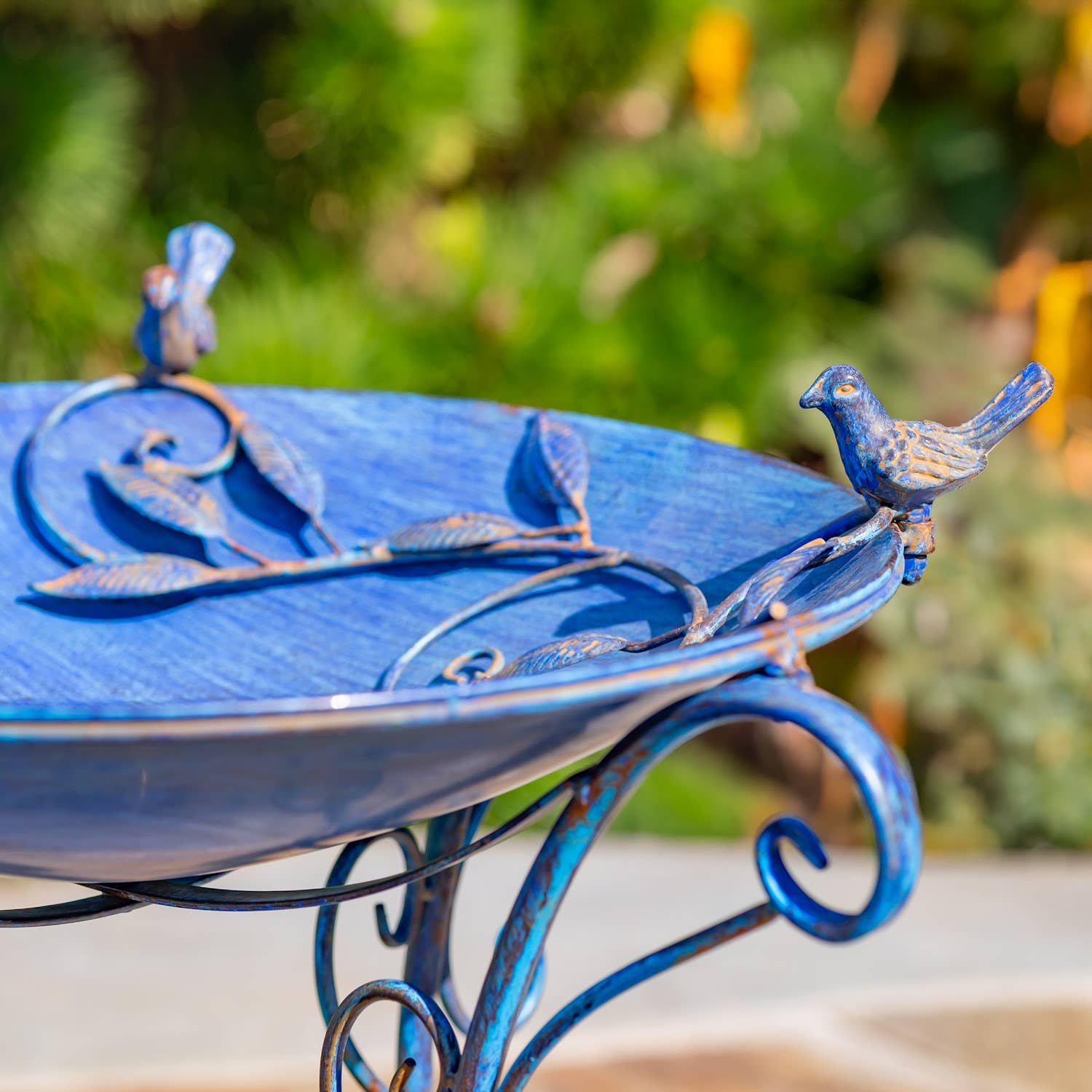 Zaer Ltd. International - Wholesale Bird Bath - “Rome 1945” 23" Tall Iron Birdbath with Porcelain Accent3