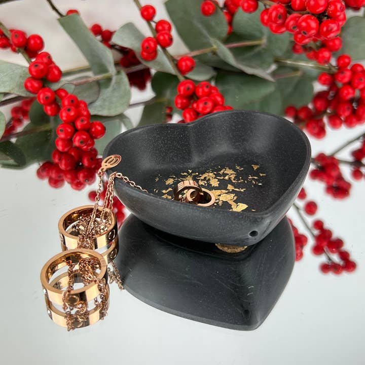 Heart jewelry dish for wholesale by Vanil Noir Collection