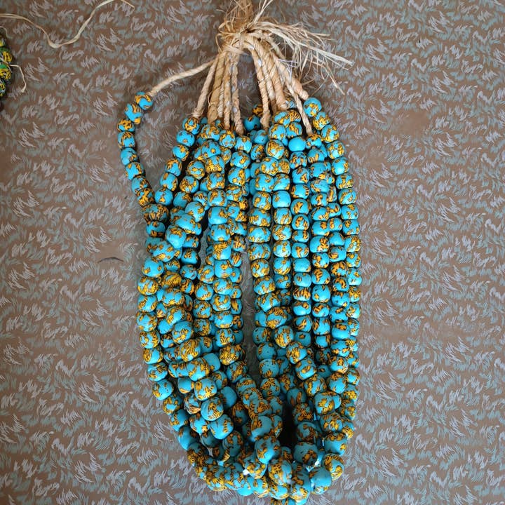 African Craft Collection – Großhandel Perlen – Glasperlen für Schmuckherstellung – Krobo Rundperlen11