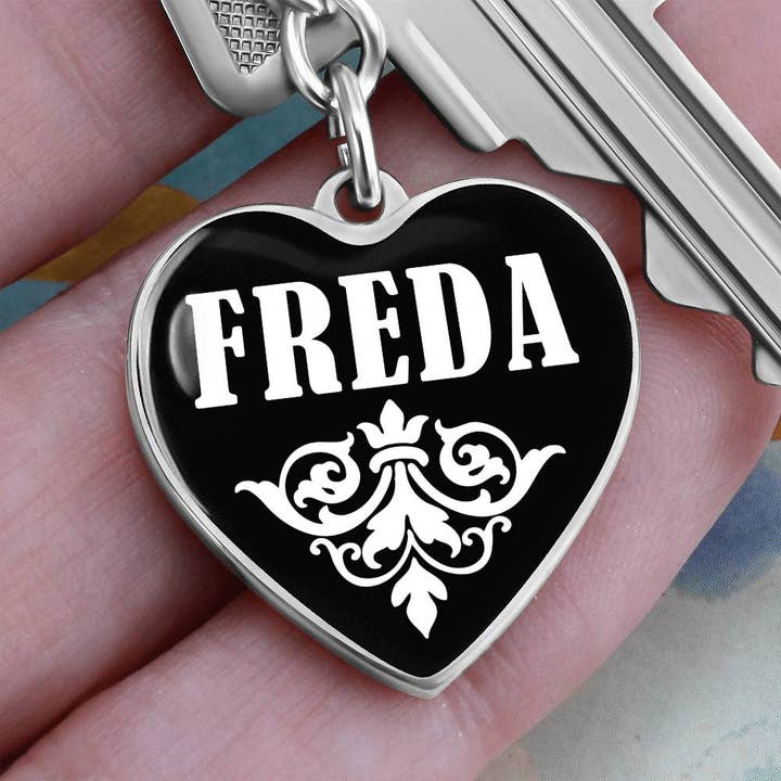 Unique Gifts Store - Wholesale Keychain - Women's - Freda v03 - Heart Pendant Luxury Keychain1