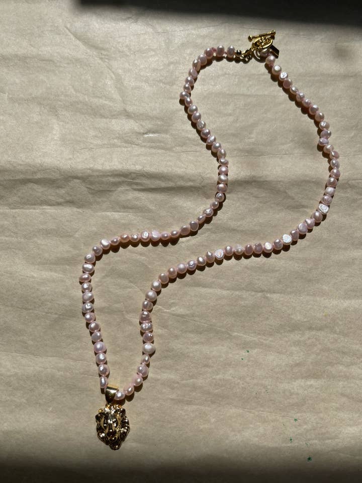 BABY LEO KANA NECKLACE PINK PEARL for wholesale by SUNNYDAZE JEWELRY