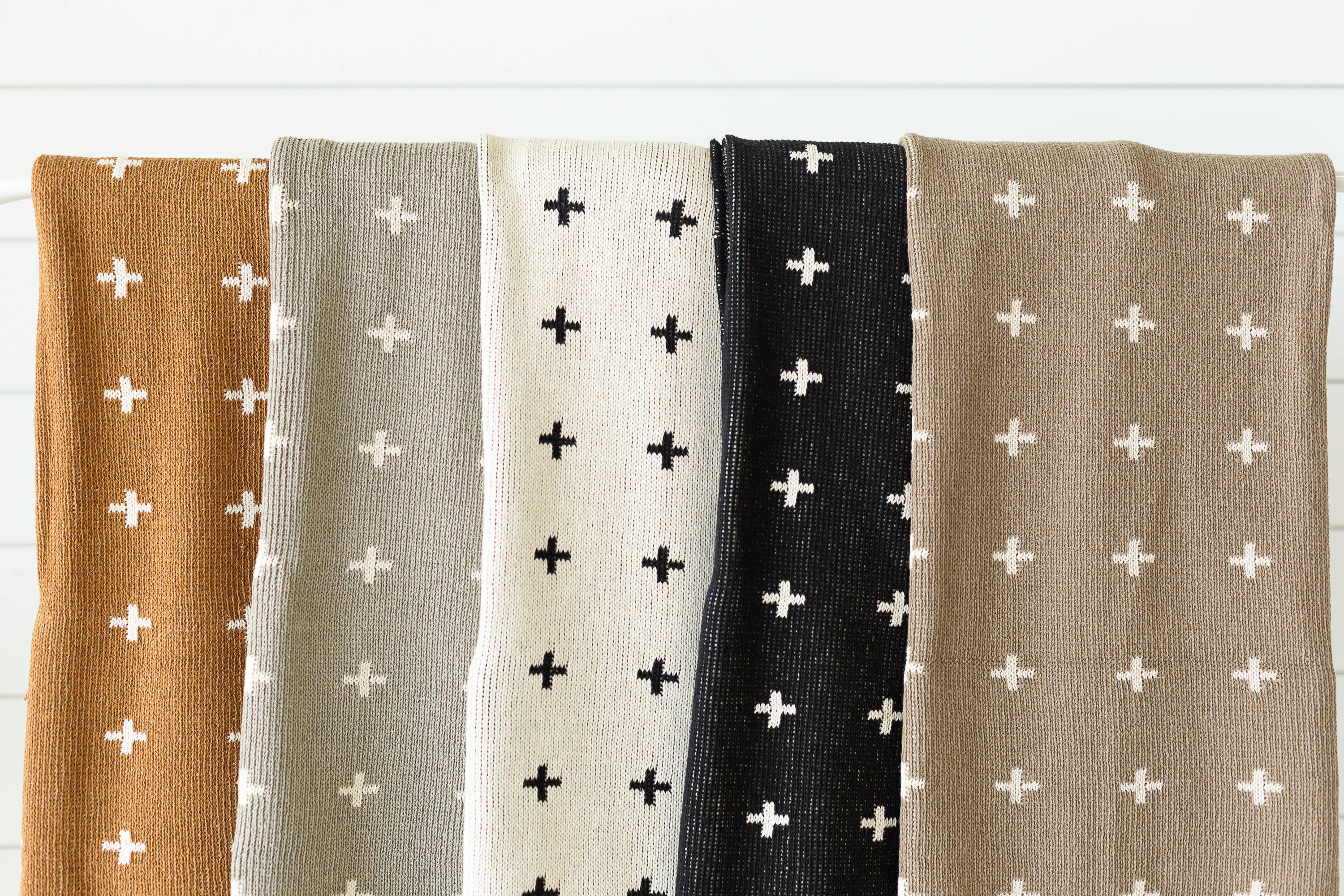 Modern Burlap - Wholesale Throw Blanket - Made in the USA | Mini Swiss Cross Knit Throw2