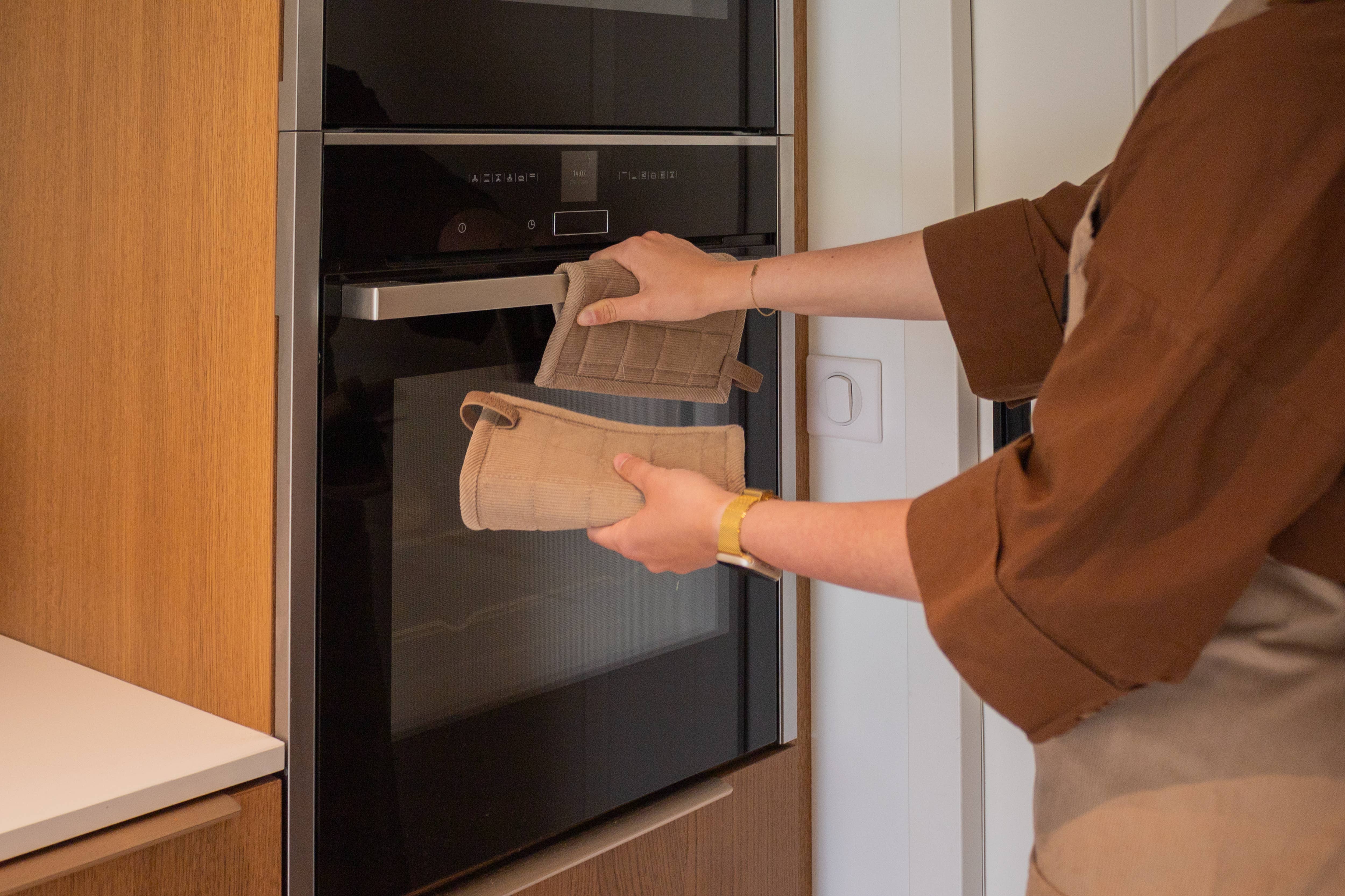 Tiseco - Wholesale Oven Mitt/Pot Holder - Potholder VELMAR - SET/2 - 20x20 cm7