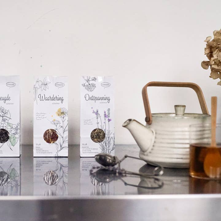 Veer&Moon - Wholesale Loose Tea - Ontspanning Schenken, Biologische Thee2