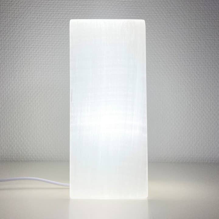 Selenietlamp - Vierkant (20 cm) voor wholesale door Minéraux d'ailleurs