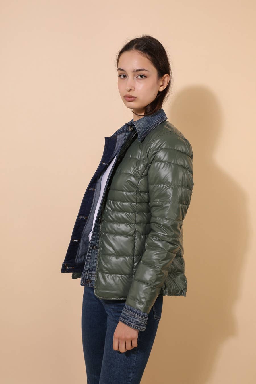 Attrait Paris - Wholesale Pufferjack - Dames - Kenza metalen jeansjack van twee materialen26