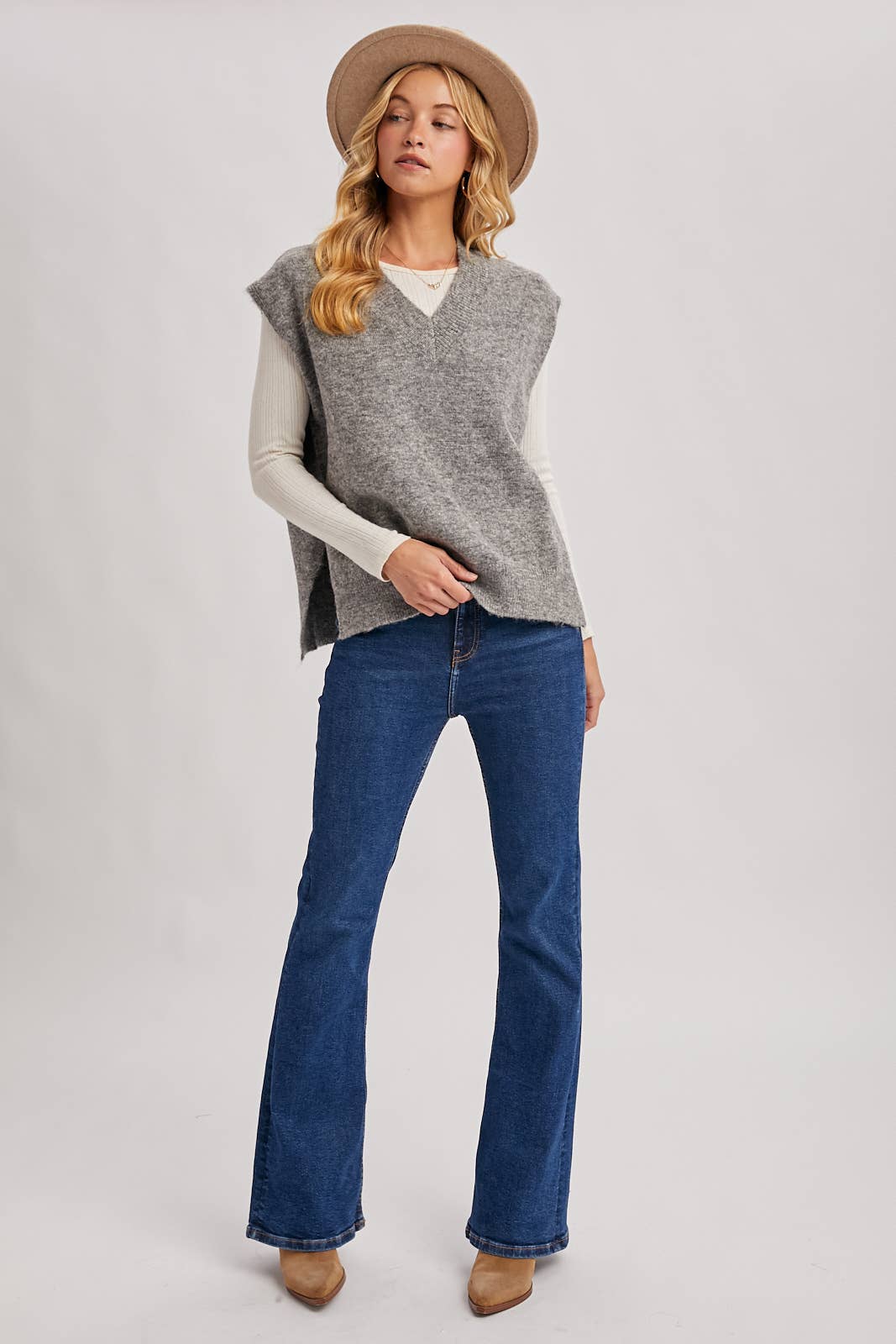 Bluivy - Wholesale Sweater Vest - Women's - OVERSIZED KNIT VEST8