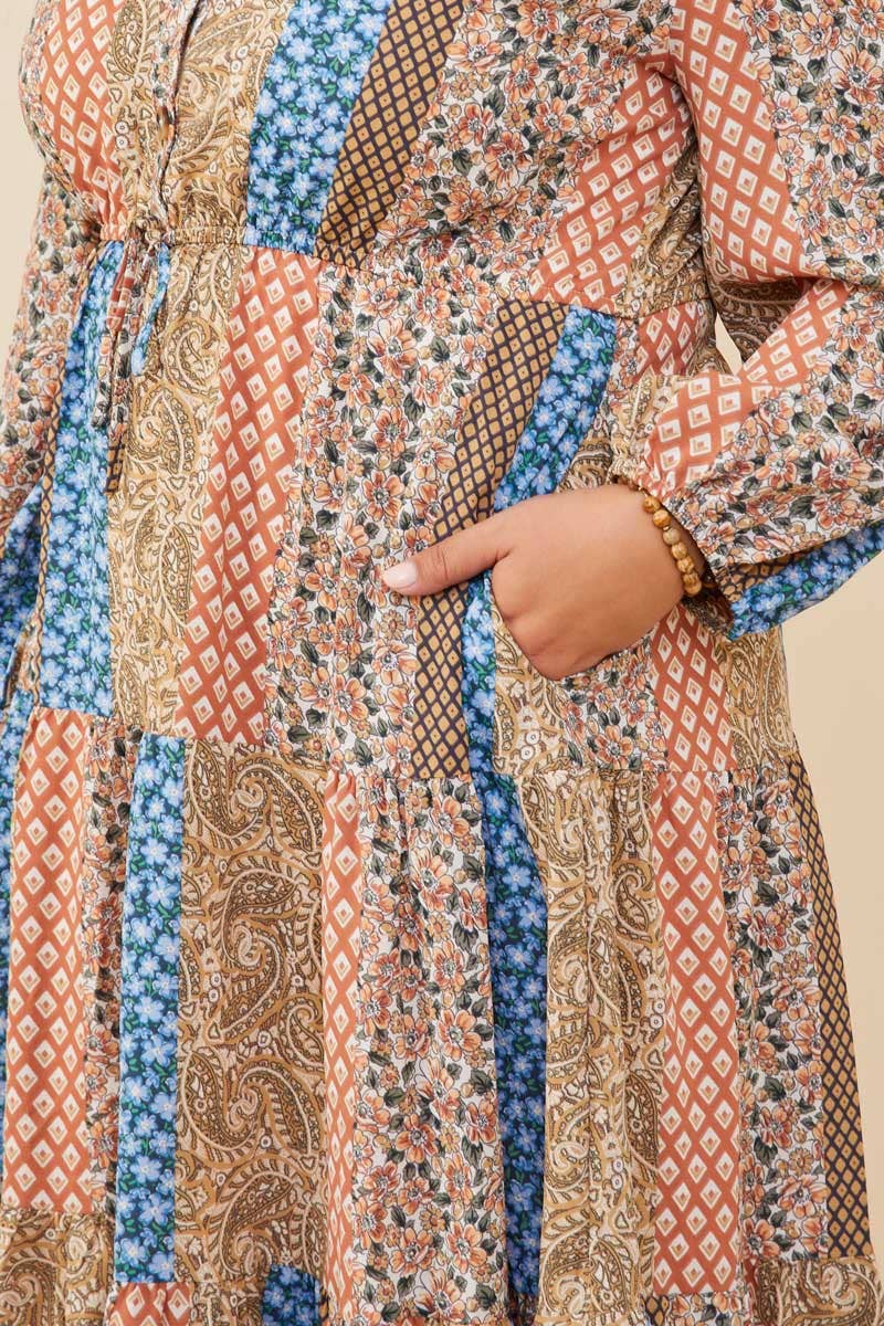 Mélange marron Robe à étages avec détails de boutons et imprimé pour femmes en vente sur Faire8