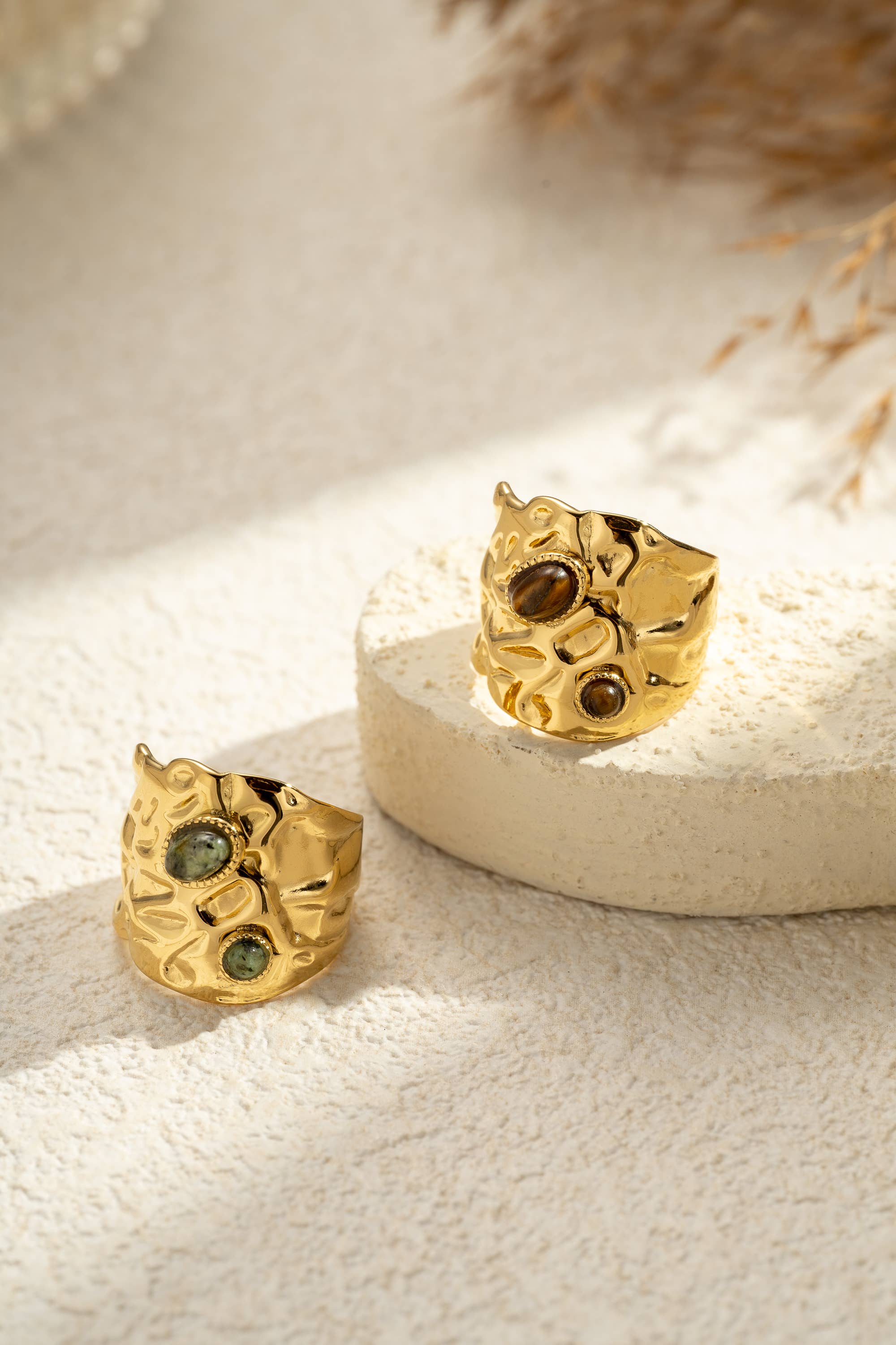 COSMOS - Wholesale Cocktail/Statement Ring - Hammered Gold Ring Natural Oval Stone Stainless Steel1