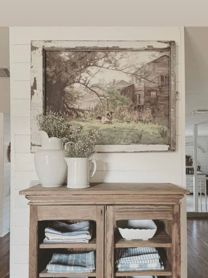 Fienile e mucche per la vendita all'ingrosso da parte di Whitewashed Home