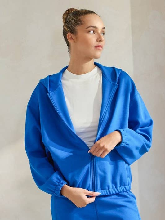 Veste à capuche zippée ultra-confortable pour femmes pour la vente par Yelete