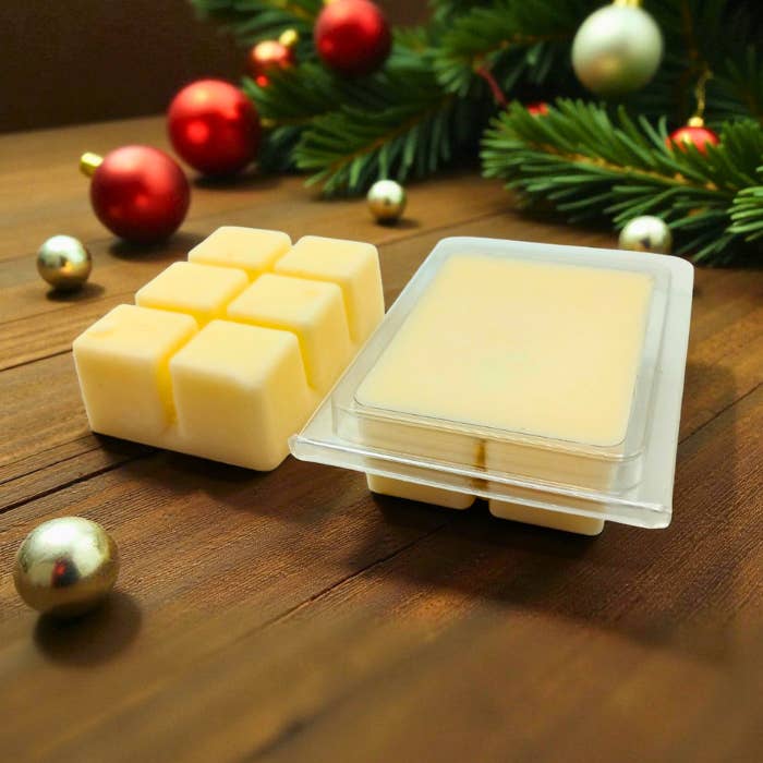 Juletræ Hvid Etiket Muslingeskal Vokssmeltning for engroshandel hos Lunar Fragrances