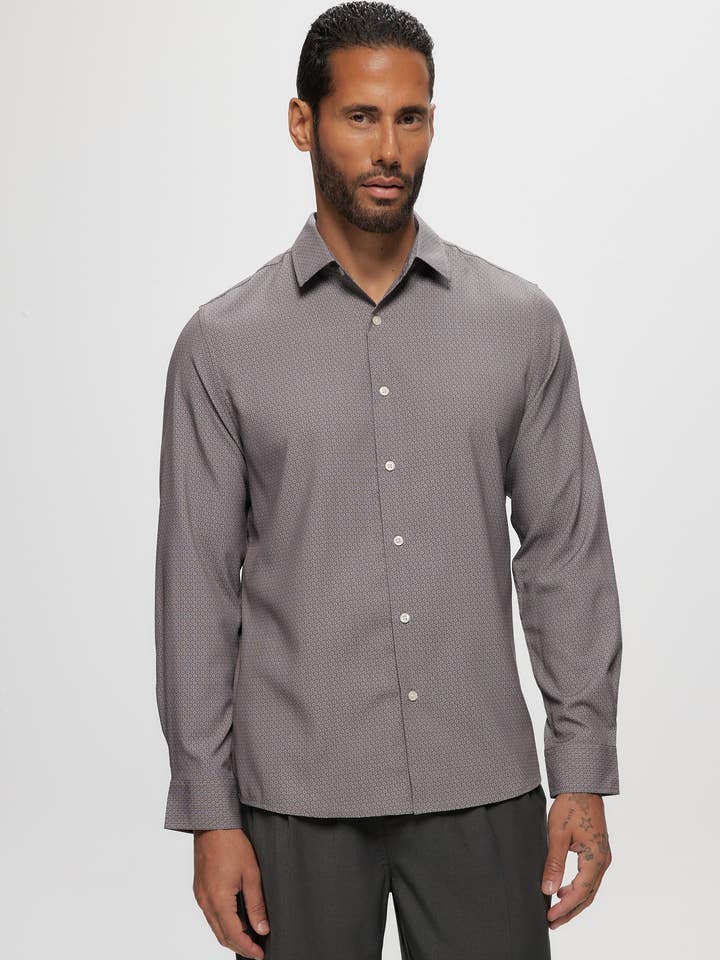 Chemise stretch à manches longues, toucher doux, imprimé floral all-over, couleur taupe pour la vente par Julian & Mark