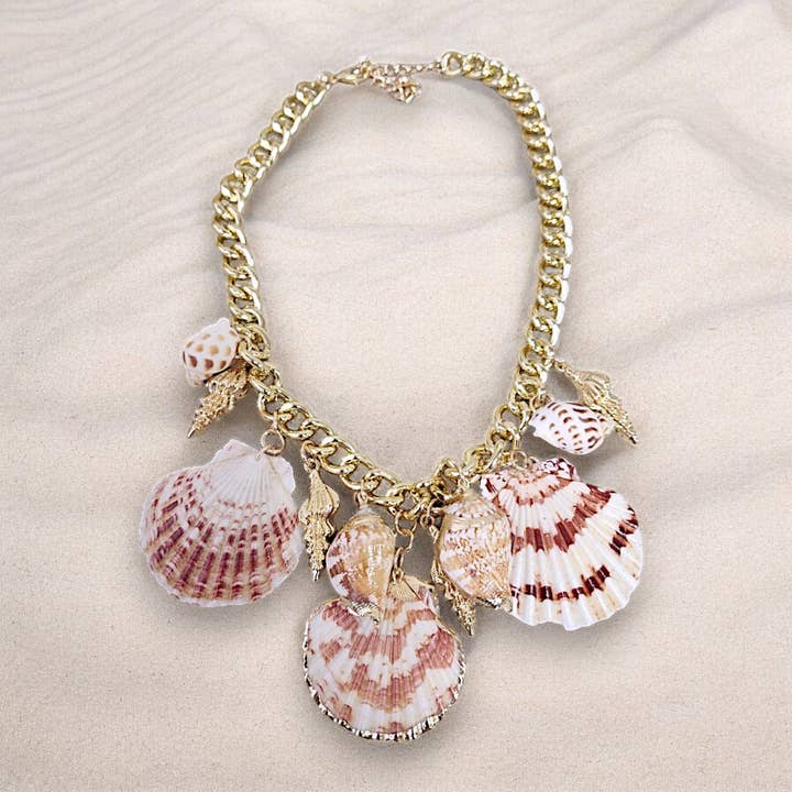 Bijoux Envie Statement Jewelry - Wholesale Pendant/Charm Necklace - Seashell Necklace | Charm Necklace | Chain | Coastal | Beach