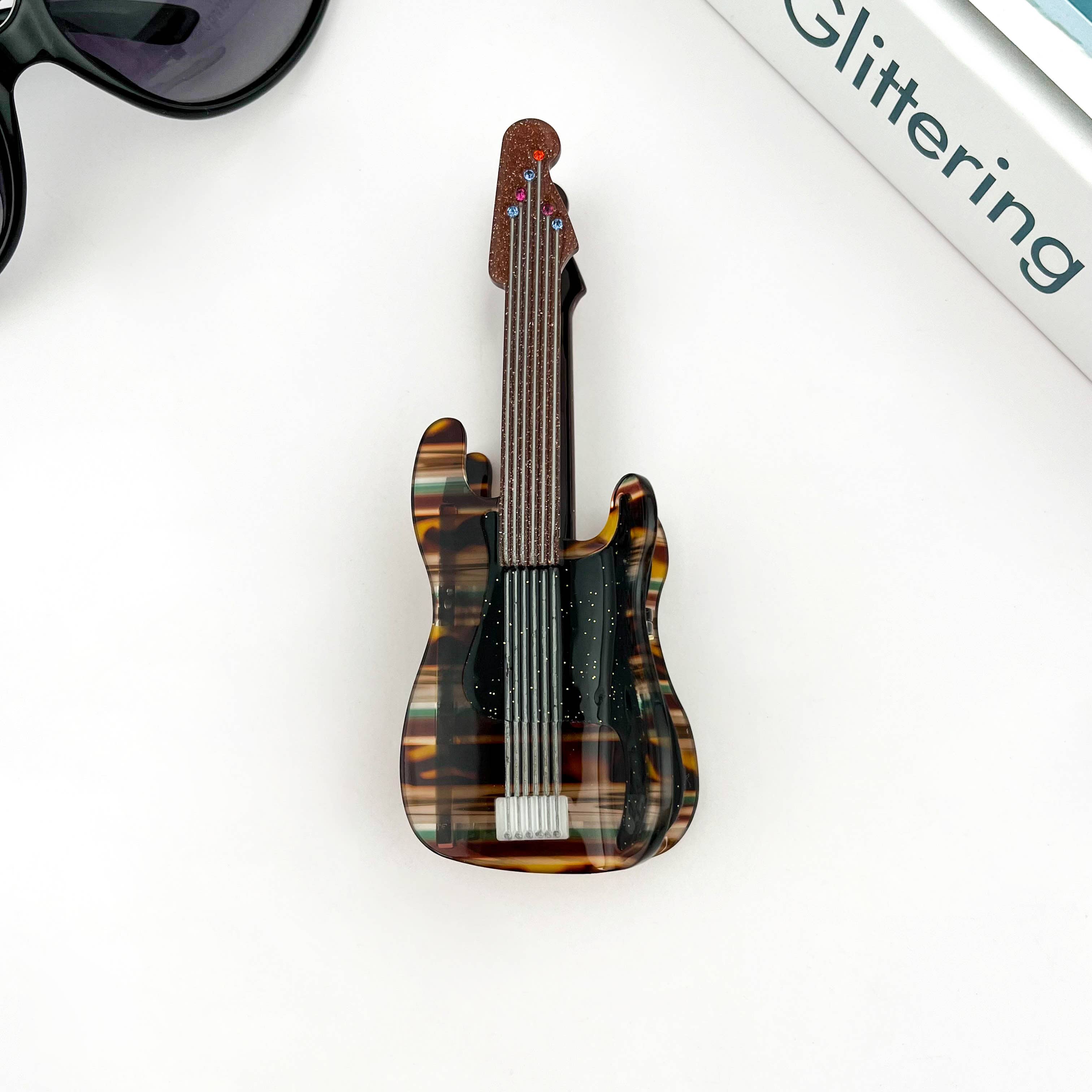 SoapElenGlen – wholesale Hair clip – Women’s – Acetate Electric Guitar Hair Clip, Rock Band Claw Clip1