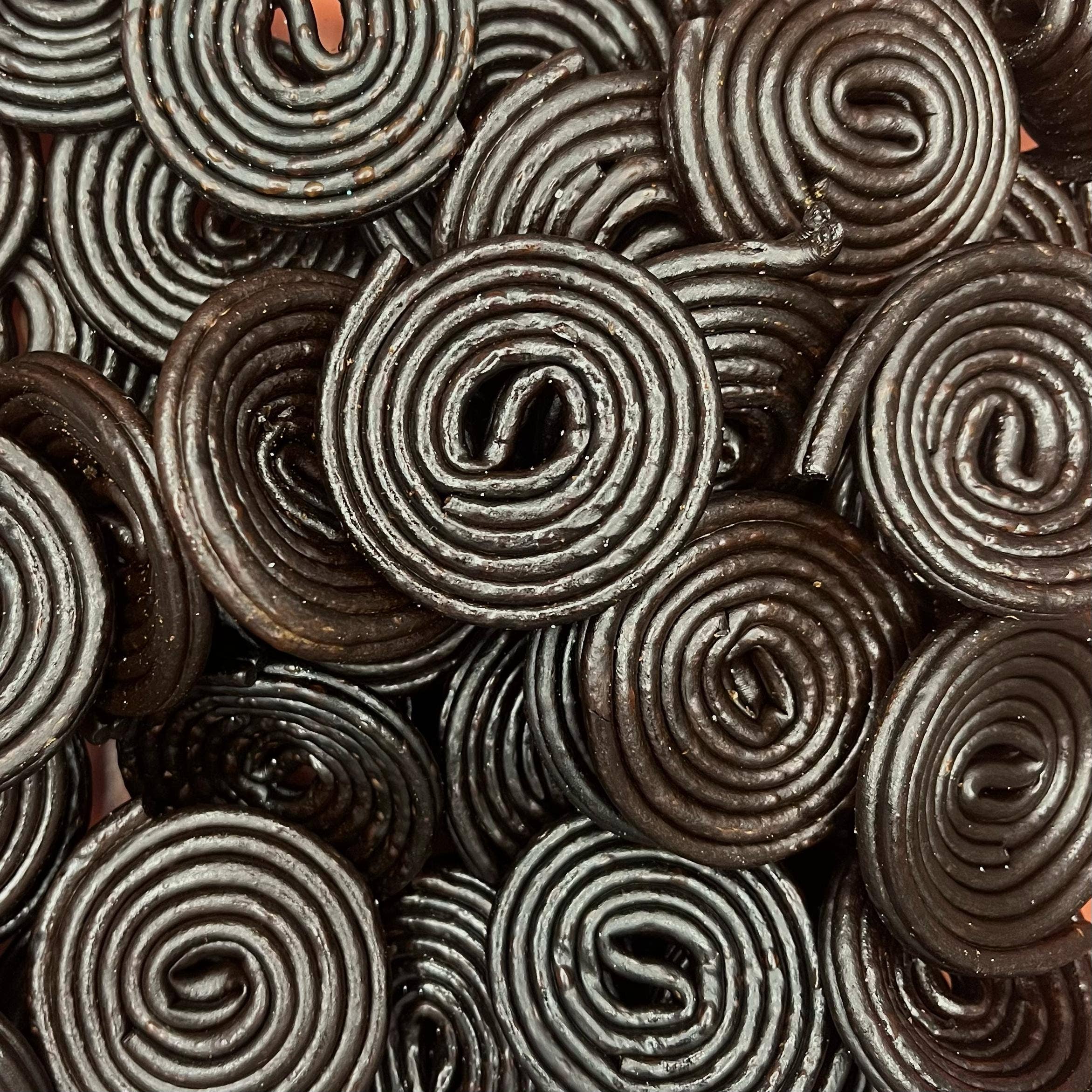 Freeze Dried Sweets – wholesale Boiled sweets – Liquorice Wheels 100g - Freeze Dried Sweets0