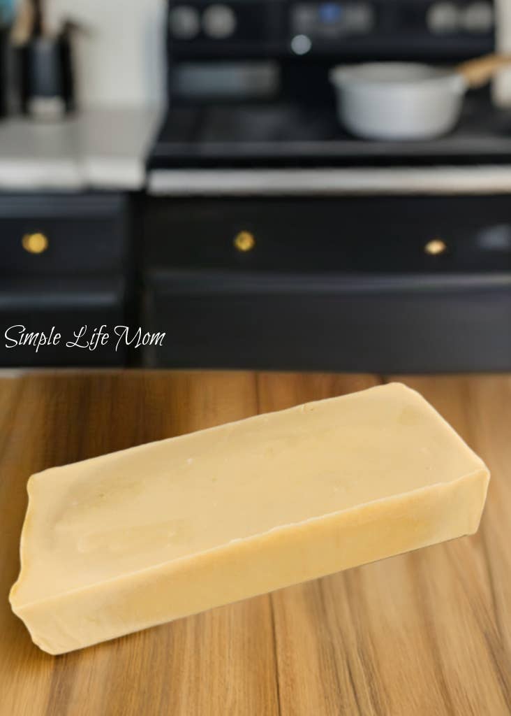 Simple Life Mom - Wholesale Bar Soap - MELT & POUR SOAP BASE- pure, natural, handmade, cold processed soap base for shampoo for body bars.