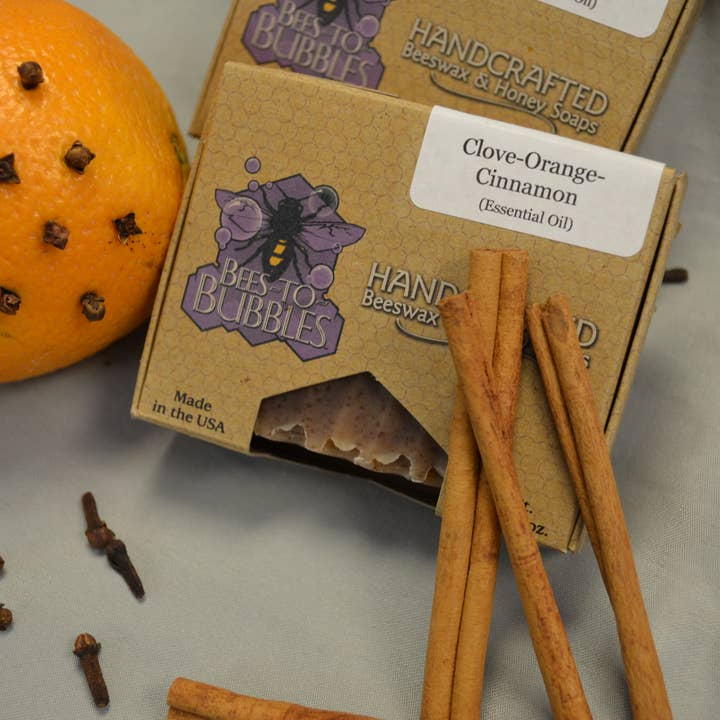 Nelken-, Orangen- und Zimtseife für den Großhandel von Bees-to-Bubbles Handcrafted Soaps