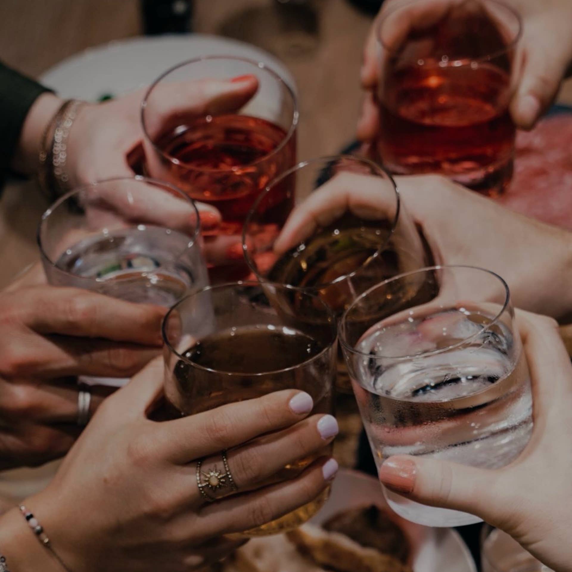 Casa Vivida - Wholesale Drinking Glass/Cup - Casa Vivida Glass "Rulebreaker"3