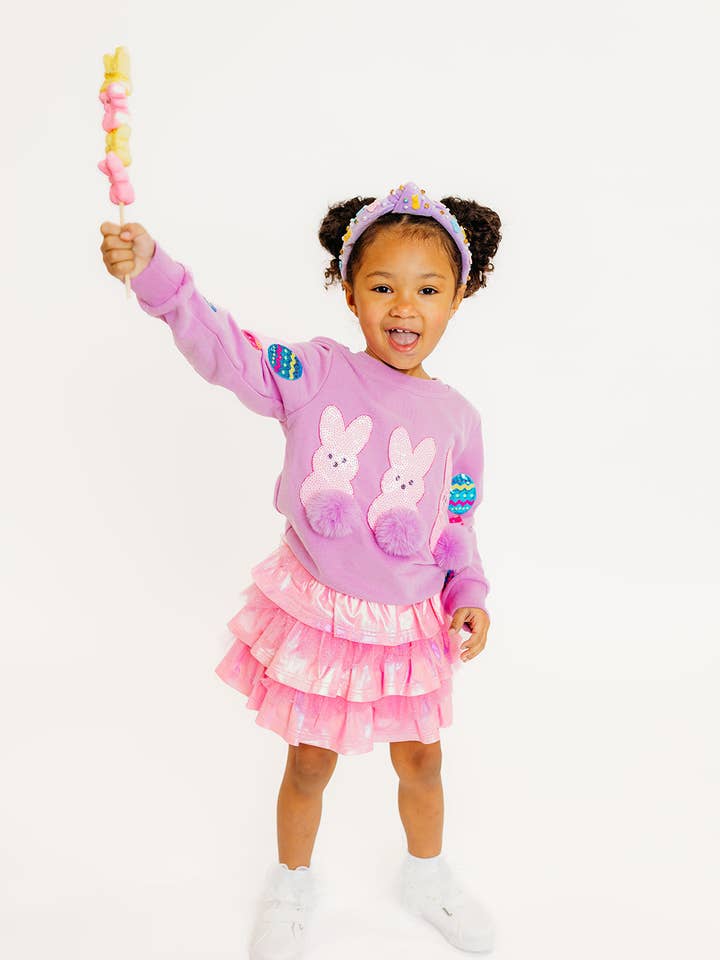 Pull ras-du-cou en forme de lapin de Pâques pour la vente par Three Wildflower Designs