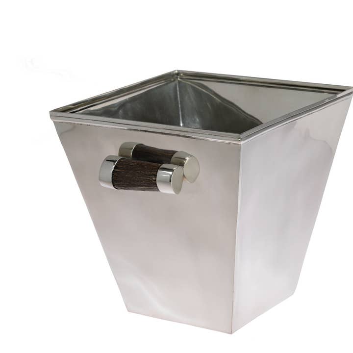 Secchiello quadrato in peltro con manico in osso per la vendita all'ingrosso da parte di João Vieira de Campos, Lda.