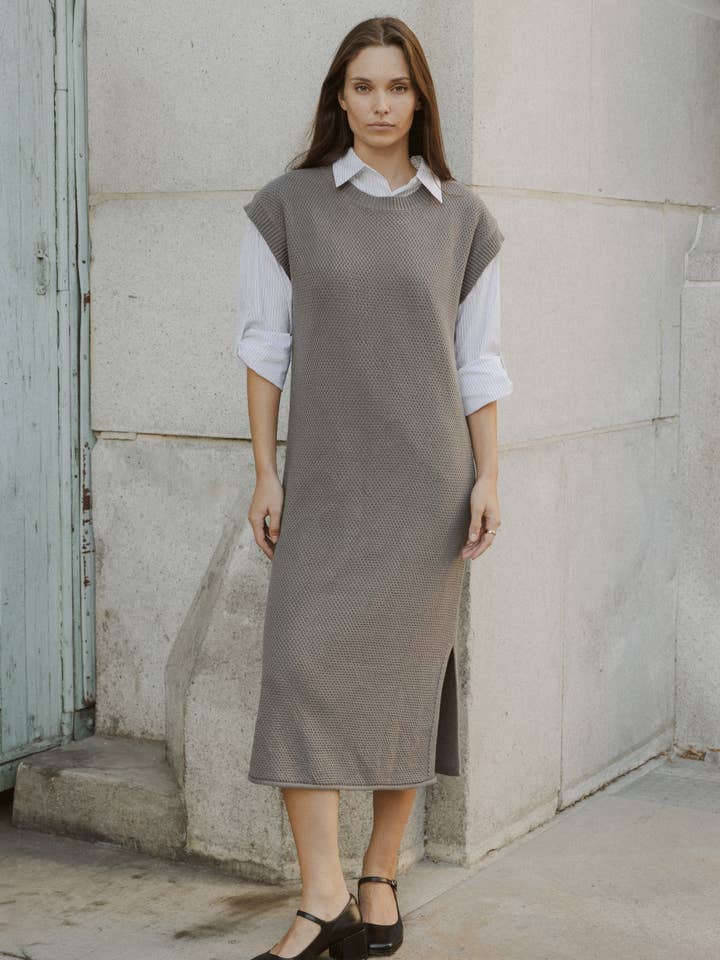 Marlene-klänningen | Stickad tröjaklänning för wholesale av MOD REF