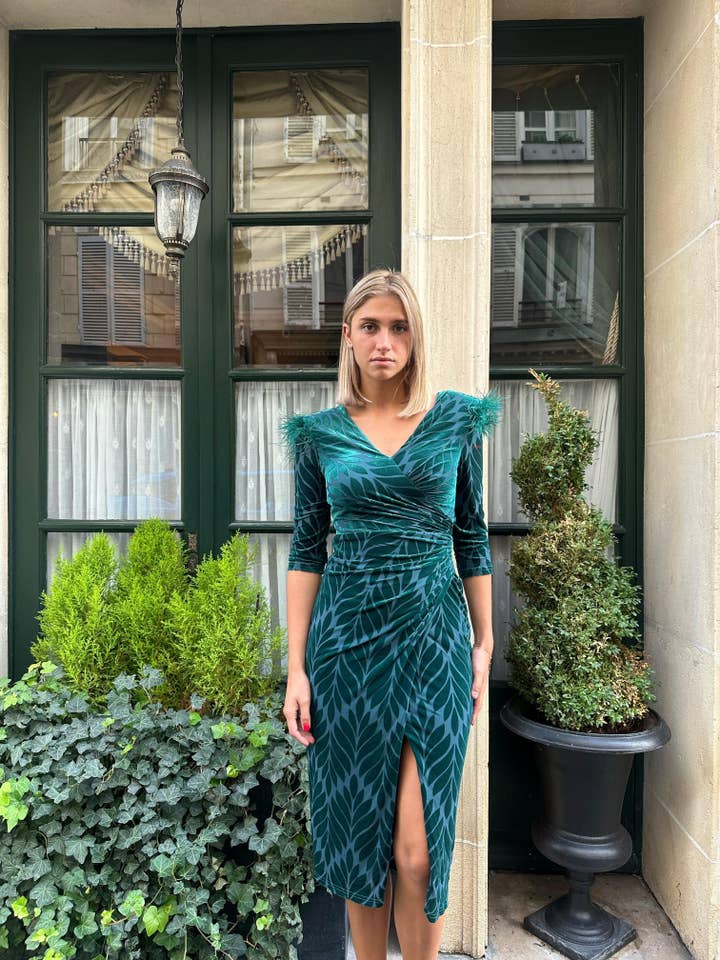 Velvet midi dress 22339-2 for wholesale by Invitadissimas