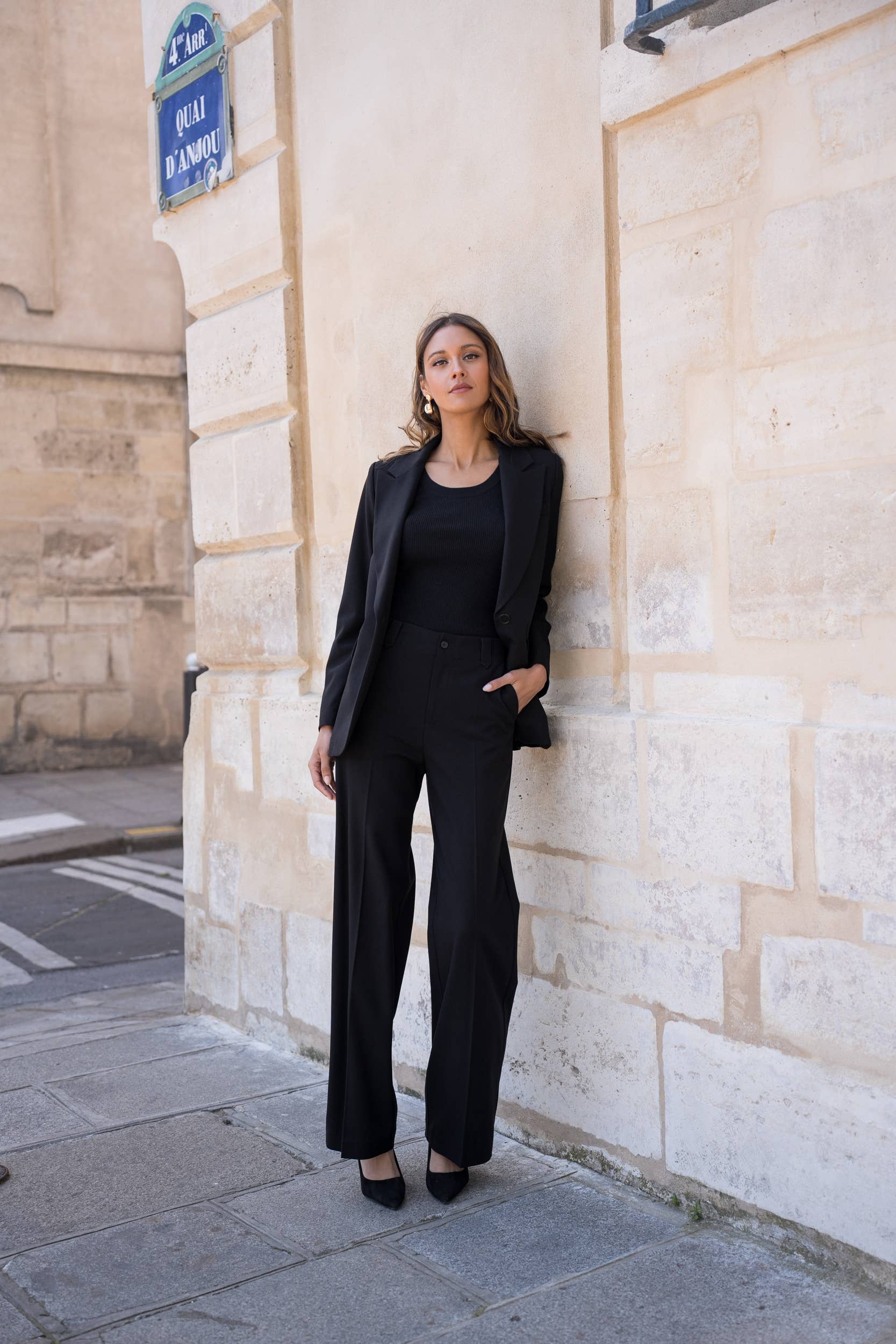 Attentif Paris - Wholesale Suit Jacket - Women's - Single-button straight blazer23