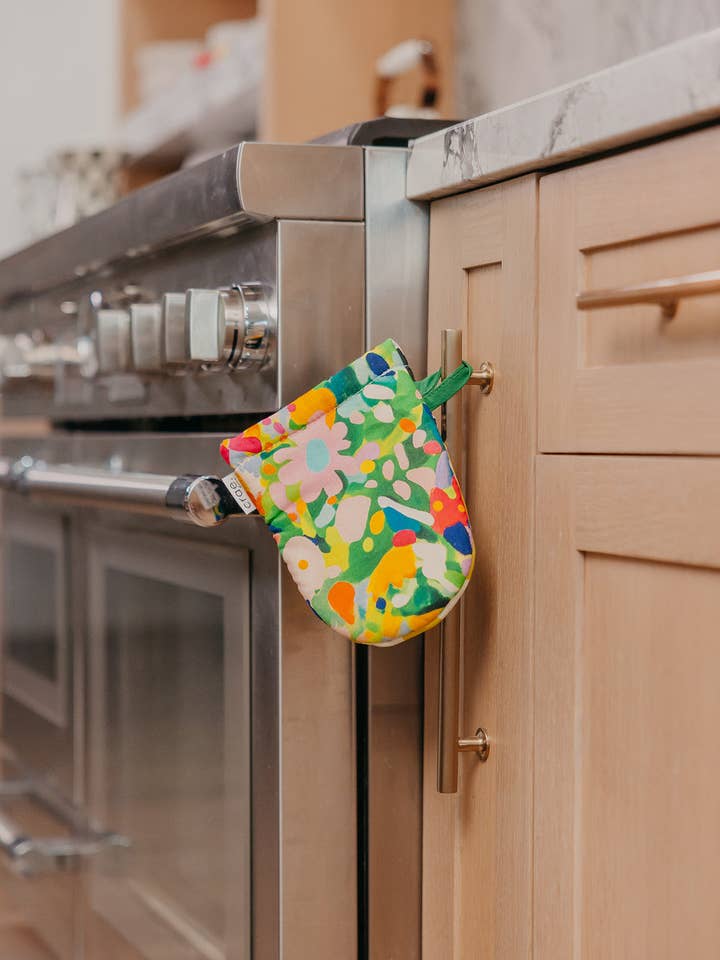 Violet Mini Mitt for wholesale by Crae.Home