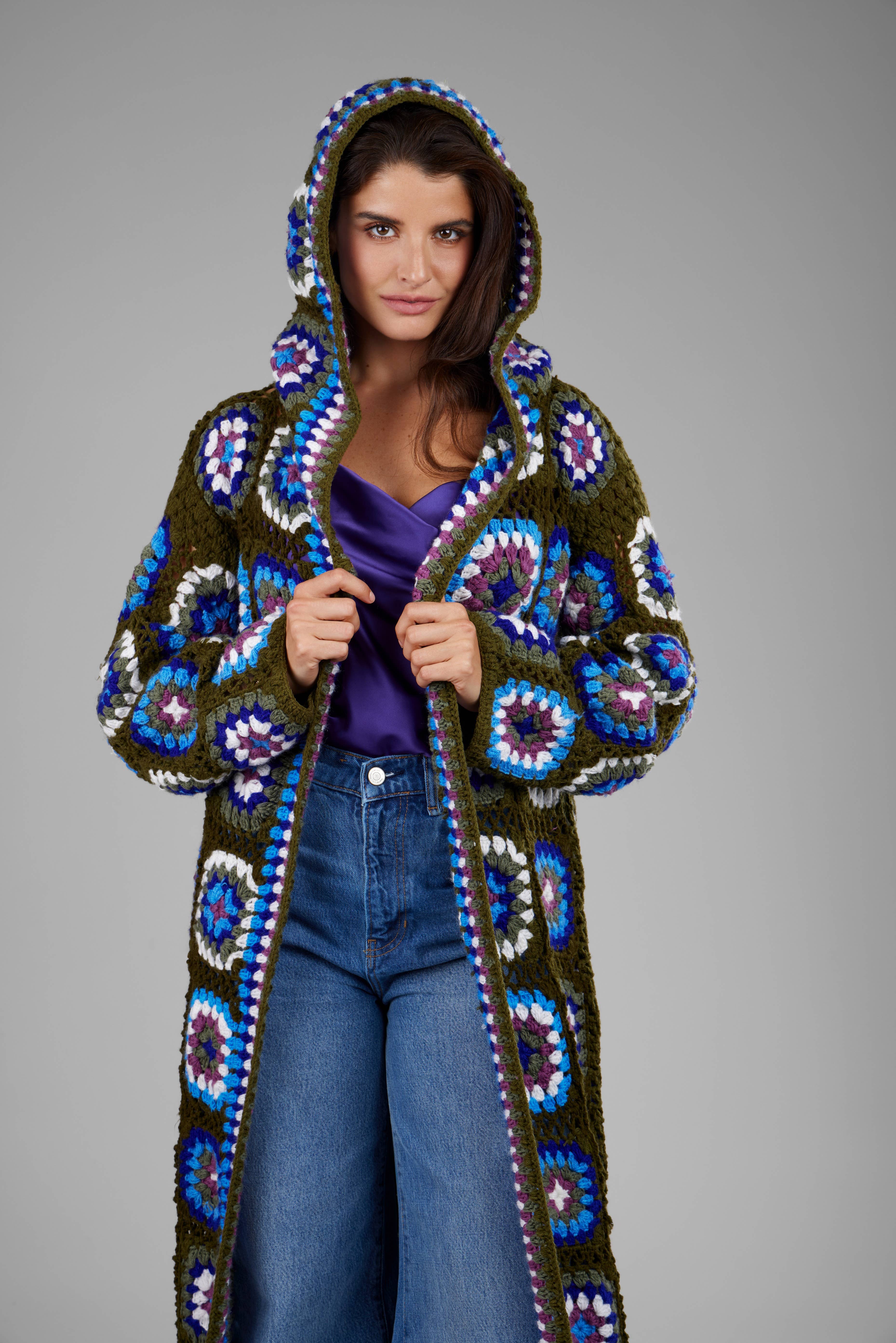 SAACHI – Engroshandel Kimono - Dame – Hæklet uldhætte Kimono Lang10