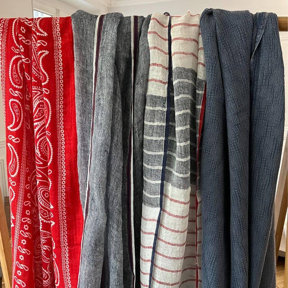 AV08 PARIS - Wholesale Scarf - Men's - Pack of 8 men's scarves - Red & blue - Organic cotton/linen1