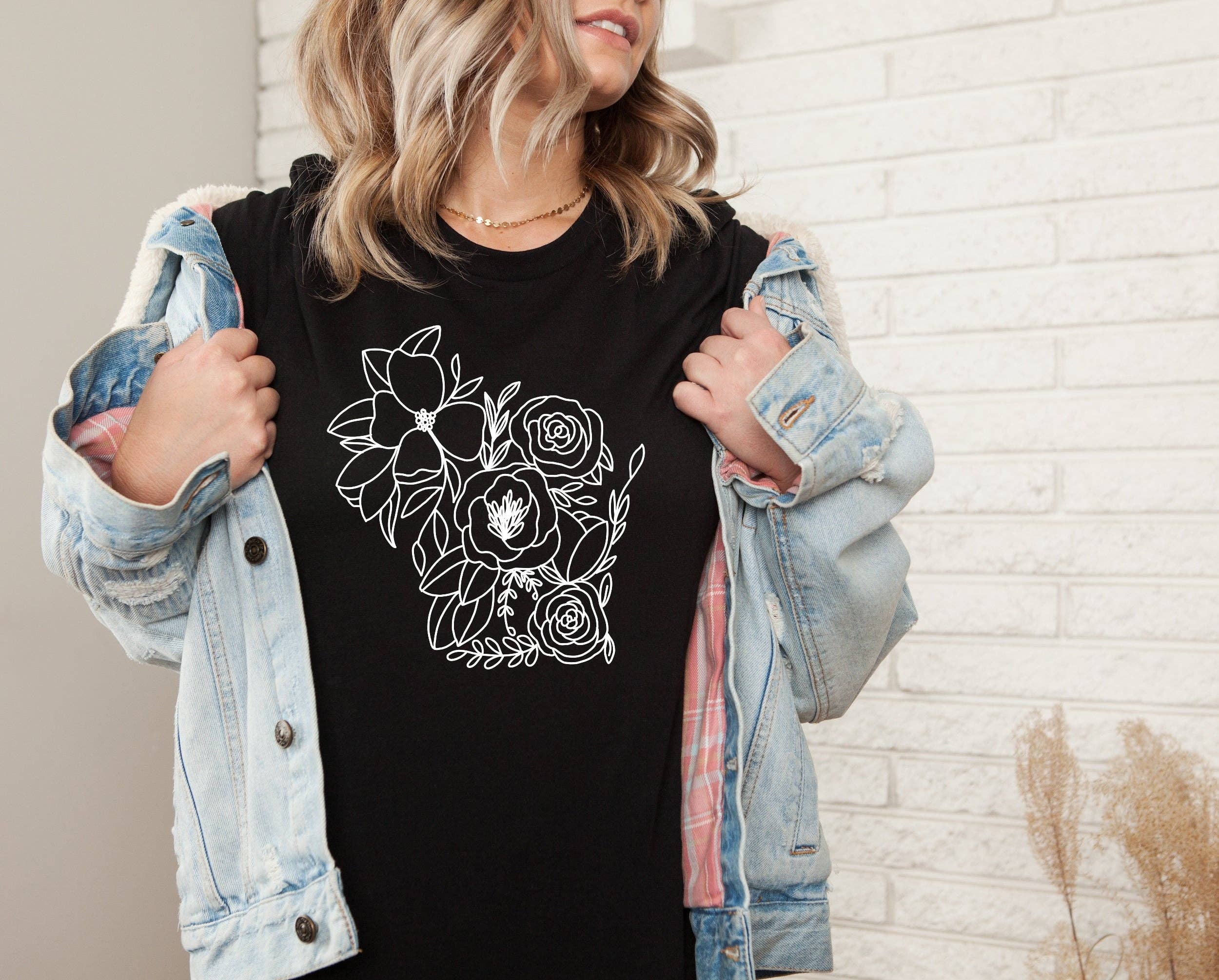 Autumn Rose Co. - Wholesale Screen Printed T-Shirt - Women's - Wisconsin Floral Tee, Wisconsin Graphic Tee For Women