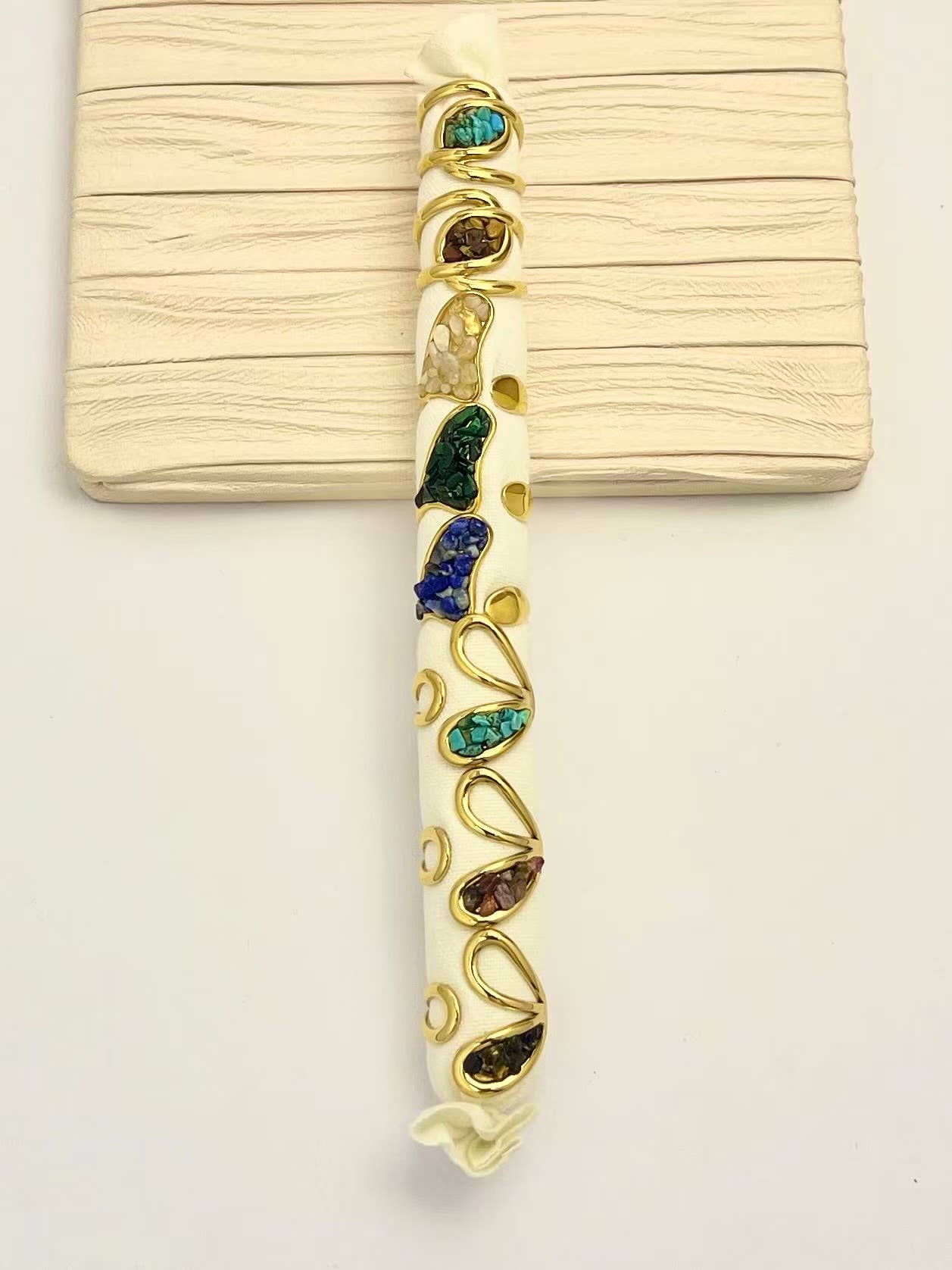 COSMOS – Engroshandel Smykkesæt – Sæt med 8 justerbare smarte ringe med natursten1