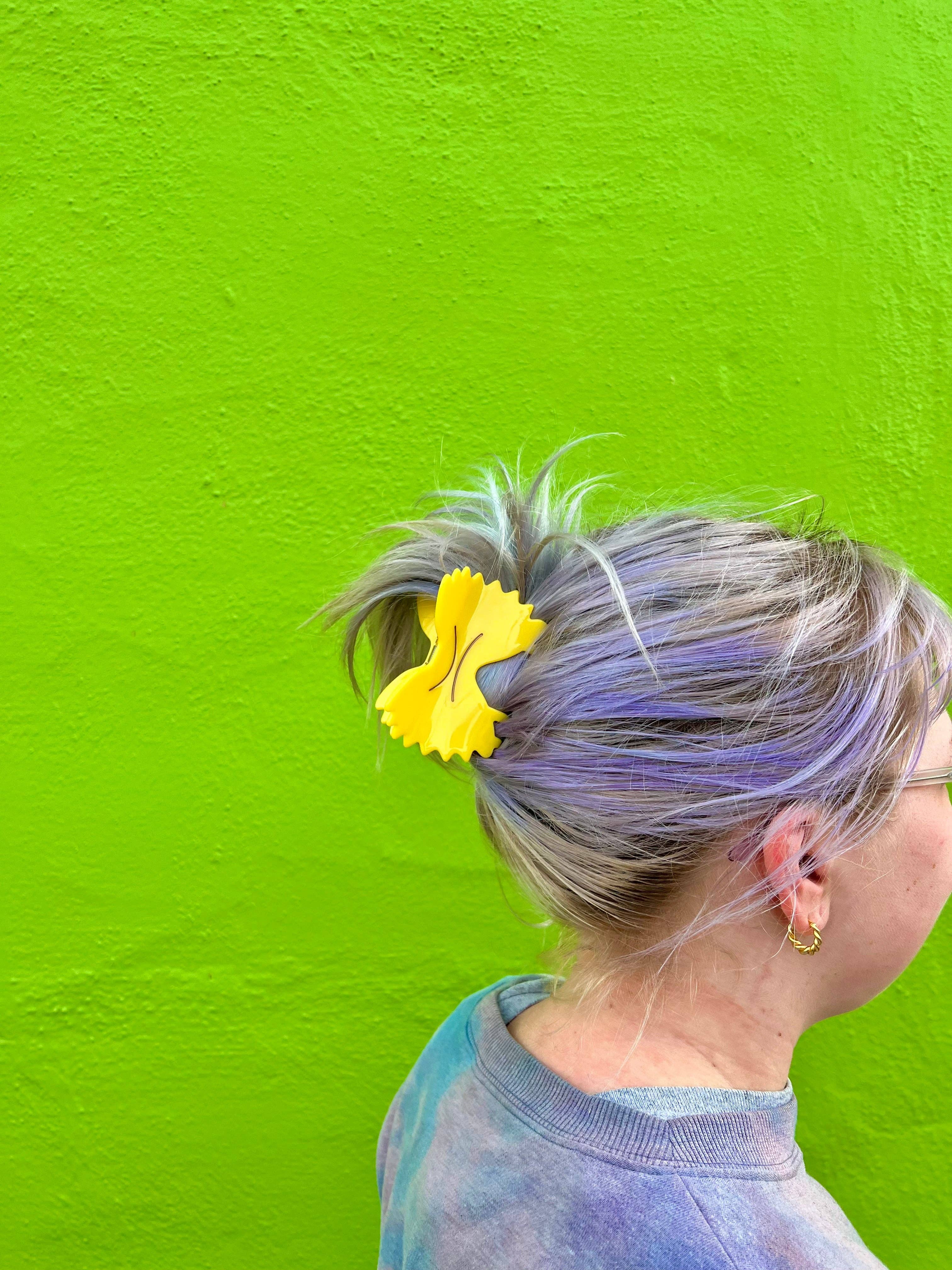 The Peach Fuzz - Wholesale Hair Accessories Set - Women's - Farfalle Pasta Hair Claw9