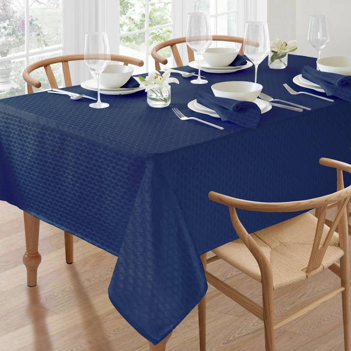 Threadmade Home - Wholesale Tablecloth - Lenox Olivia Tablecloth