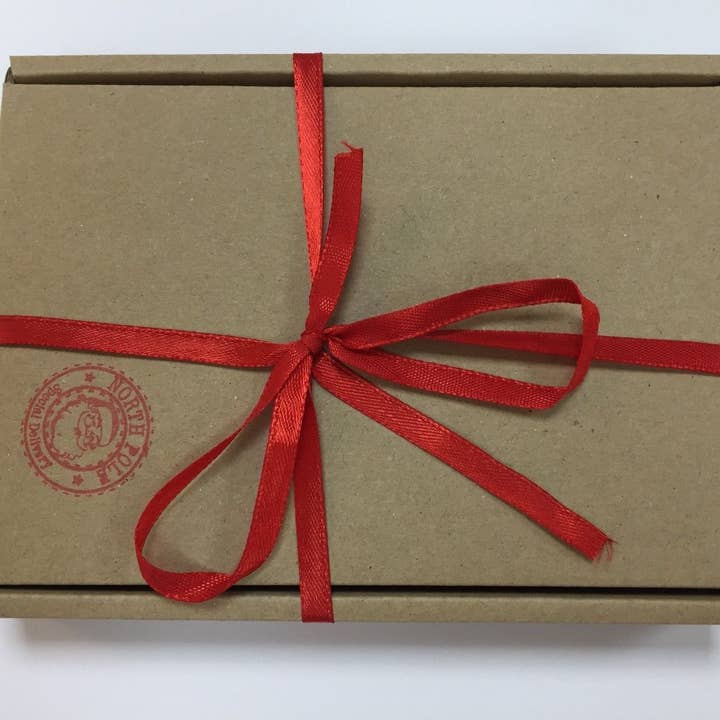 Close to the Bone Greeting Cards and Gifts - Wholesale Christmas Decoration - Christmas Eve Box2