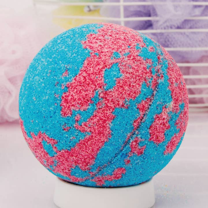 Bombe de bain fruitée pétillante « Forbidden Fruit » BadeFee pour la vente par BadeFee