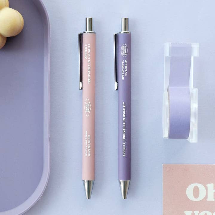 Notable Designs (UK) – wholesale Pen – Iconic Non-Slip Smooth Pen - Ballpoint