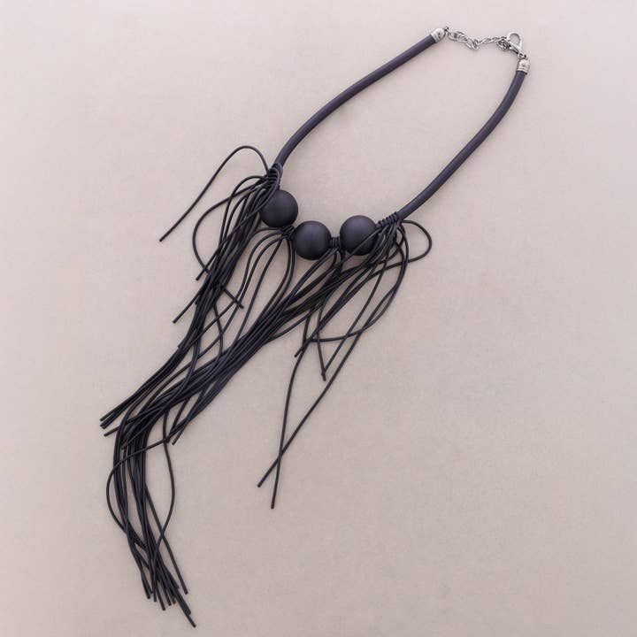 Kugelkette Anhänger Quasten Gummi für den Großhandel von Sonata