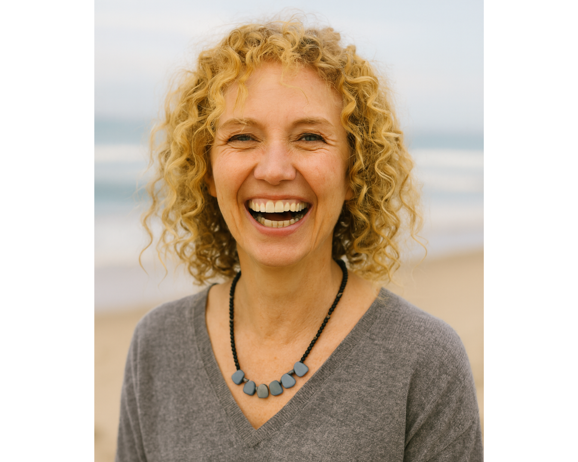 Unique black pearls as a necklace - with gray pearls - Svea for wholesale on Faire0