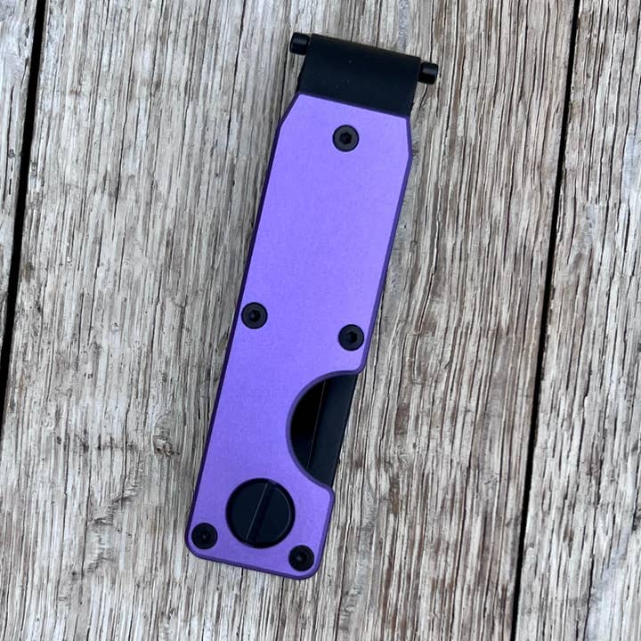 KW Custom Creations - Wholesale Keychain - Unisex - Anodized Metal Minimalist Keyholder5